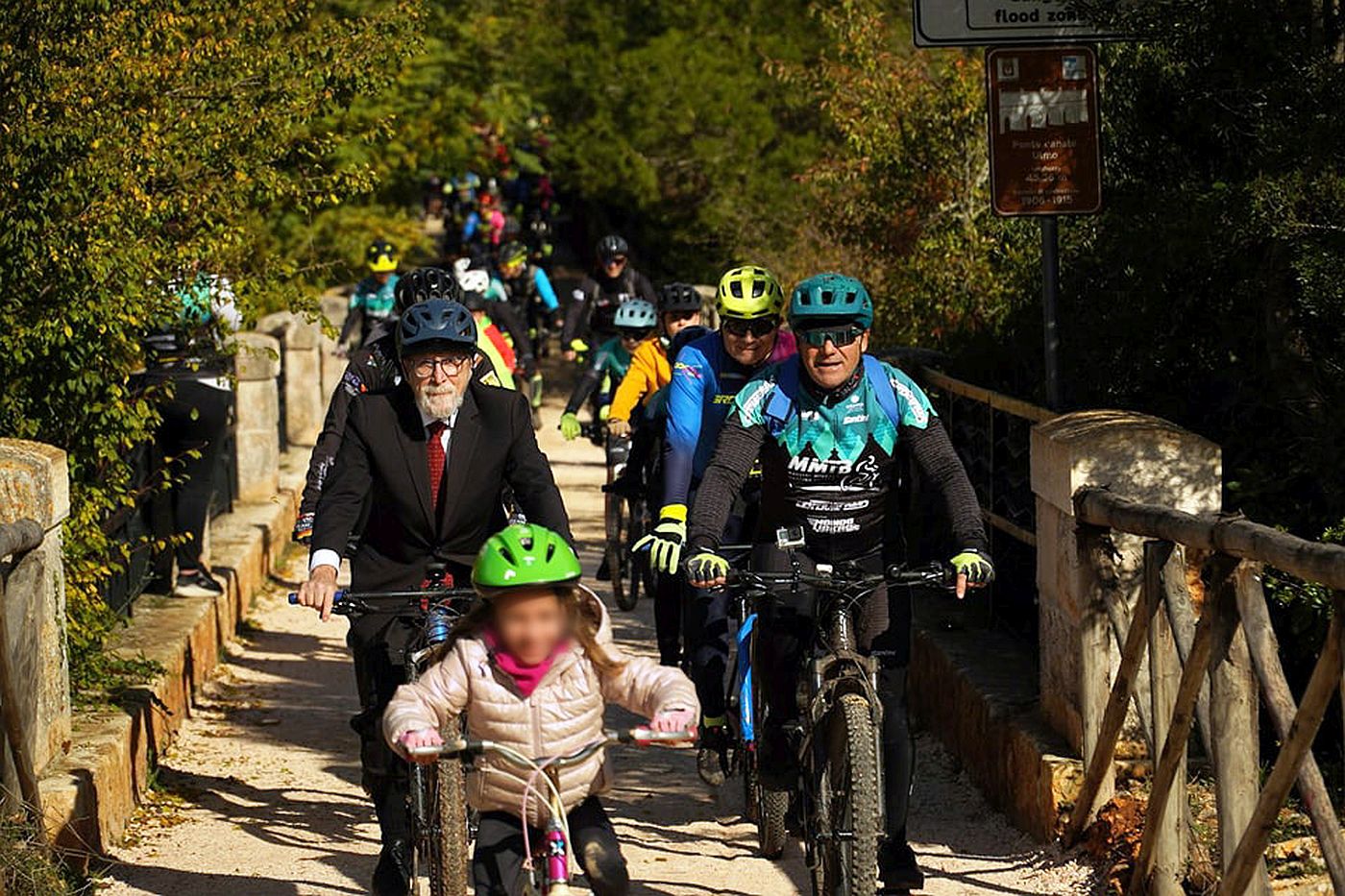 Un nuovo tronco della ciclovia è stato inaugurato a Ceglie Messapica, nell'area di Ulmo