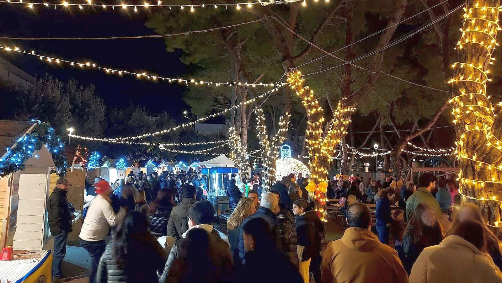 ll "Villaggio Fantastico" allestito nella Villa Cento Pini di Ceglie Messapica