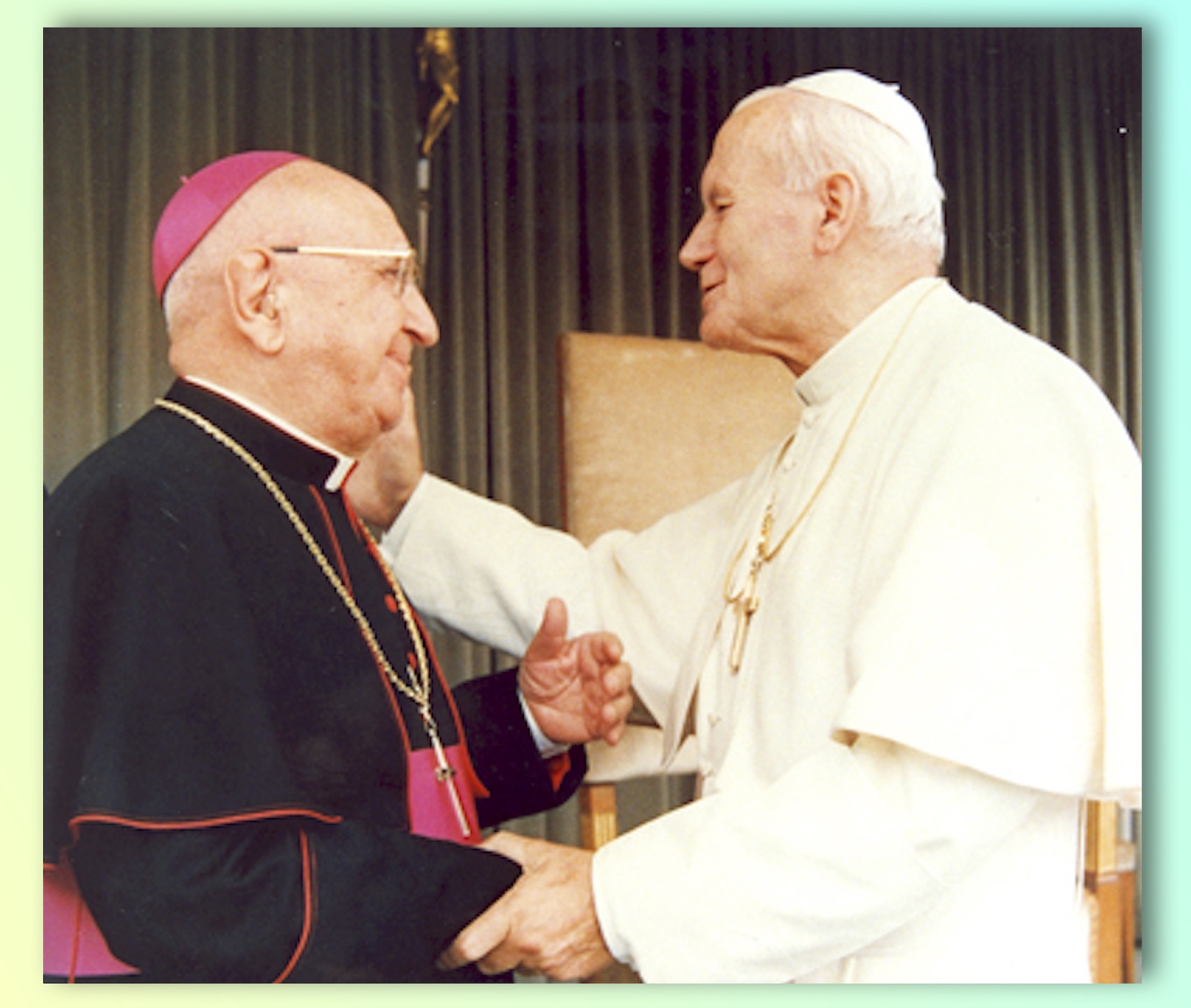 L'ex vescovo di Oria Alberico Semeraro con papa Giovanni Paolo II