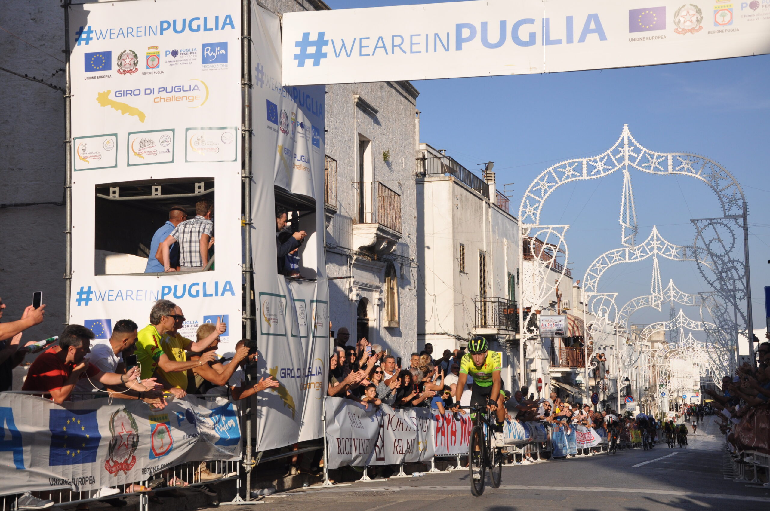 Domenica si correrà la 66^ Coppa Messapica. Nella foto: l'arrivo di una passata edizione