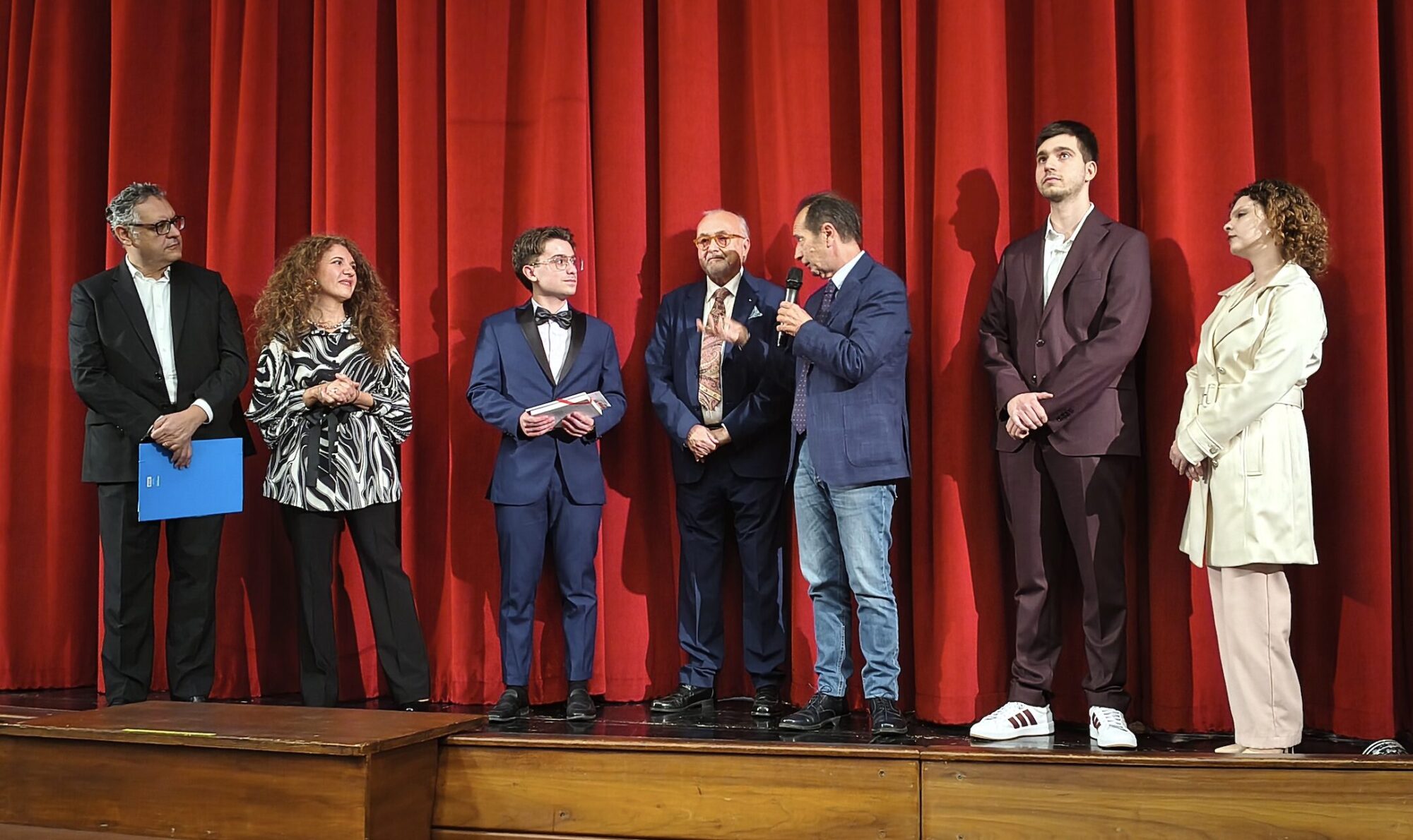 La consegna del sussidio "Chirico" al giovane violinista Lorenzo Marziali